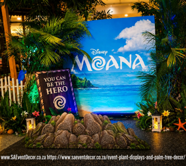 Behind the Scenes: Bringing Disney's Moana Premiere to Life with Tropical Event Décor 4